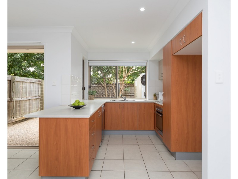 3/6 Canton Court, Manly West QLD 4179