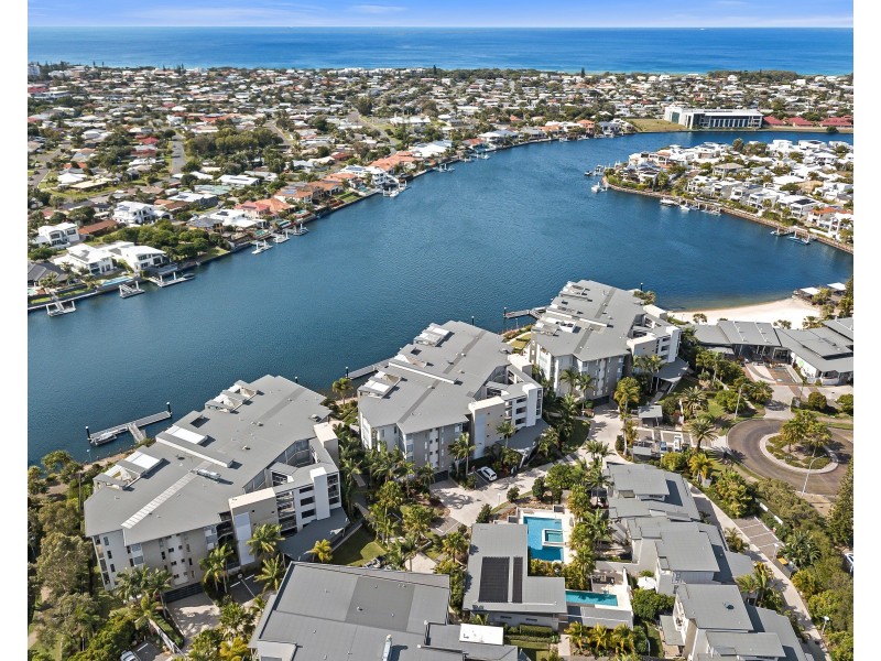 13/7 Grand Parade, Kawana Island QLD 4575
