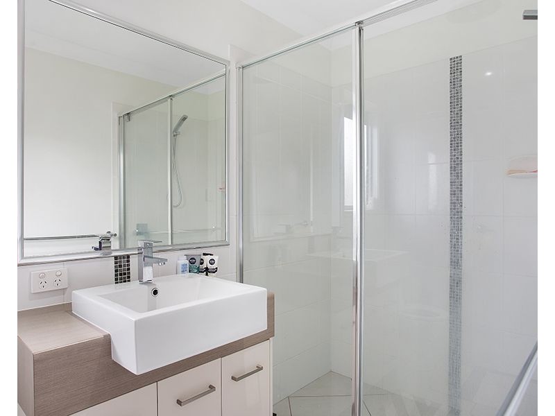 19 Ravensbourne Circuit, Waterford QLD 4133