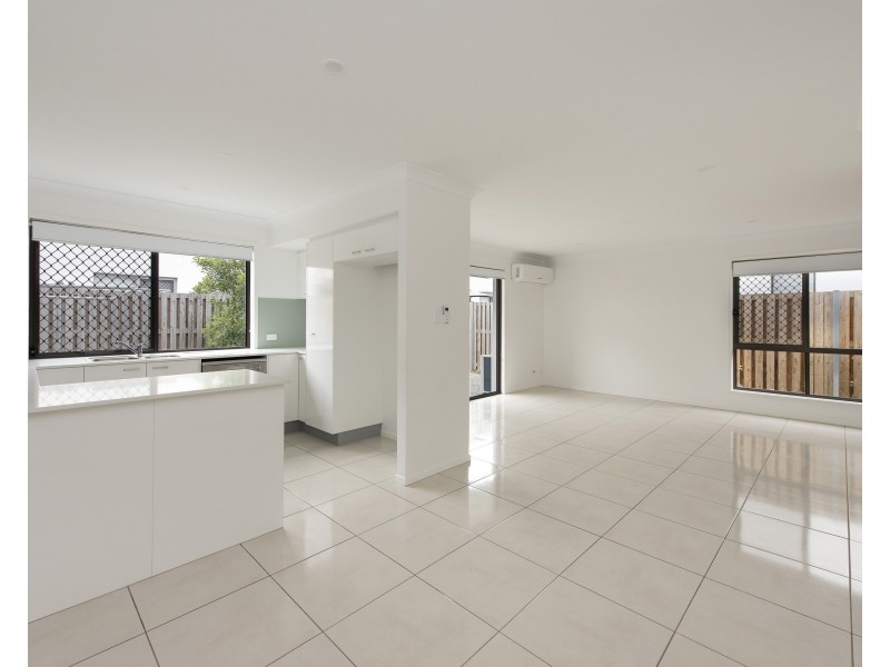 60 Grahams Road, Strathpine QLD 4500