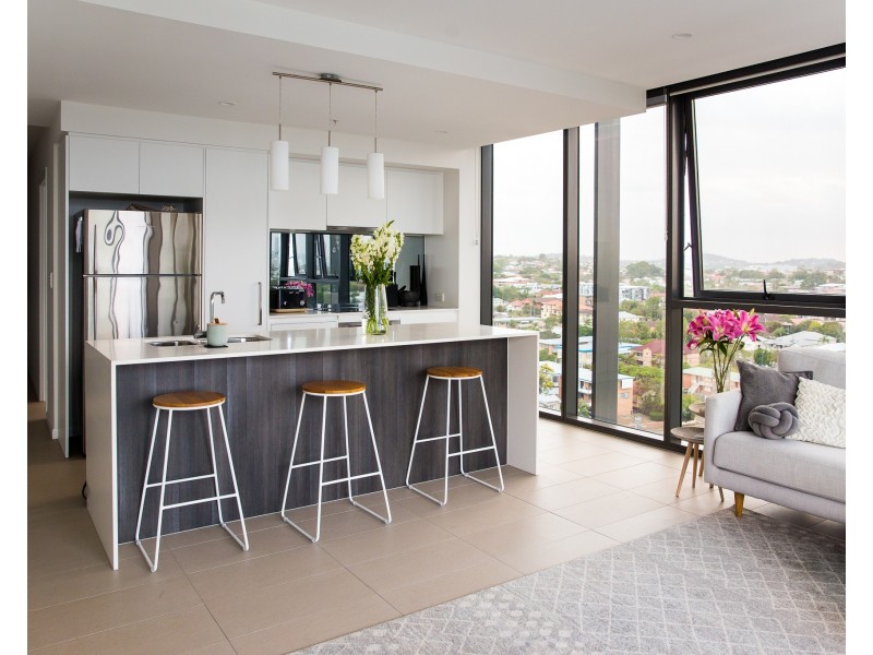 31101/300 Old Cleveland rd, Coorparoo QLD 4151