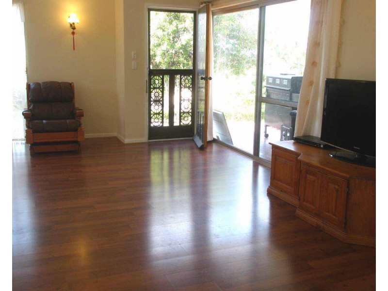 28 VOIGT STREET, Mcdowall QLD 4053