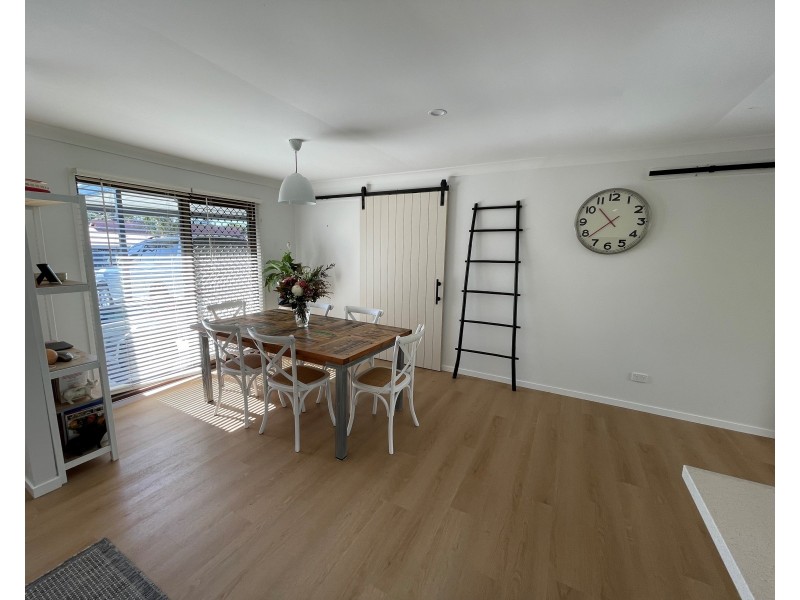 20 Canterbury Chase, Ashmore QLD 4214