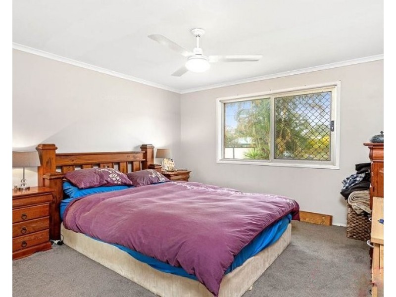 16 Blackbutt Street, Crestmead QLD 4132