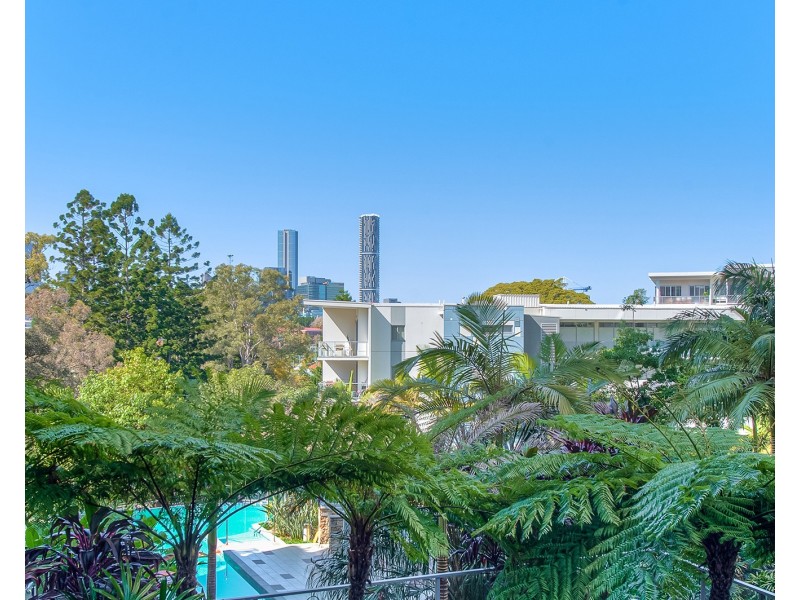 30104/63 Blamey Street, Kelvin Grove QLD 4059