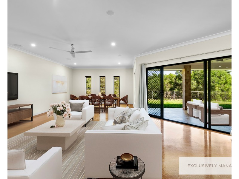 142 Buranda Road, Clear Mountain QLD 4500