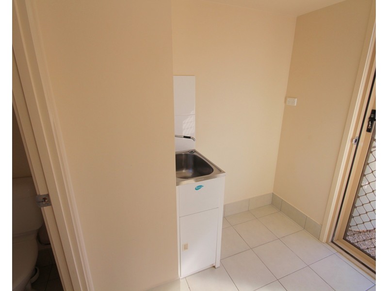 03/06 Canton Court, Manly West QLD 4179