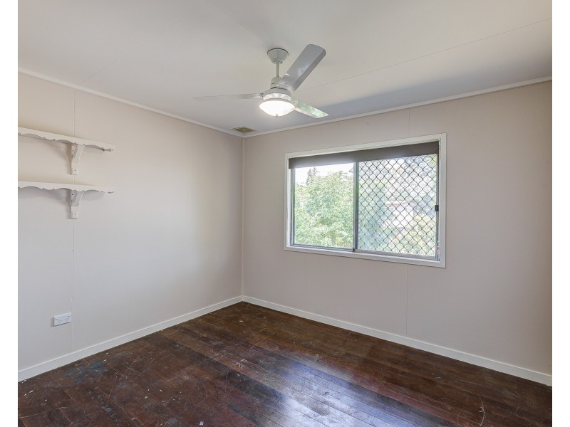 19 Palm Court, Kingston QLD 4114