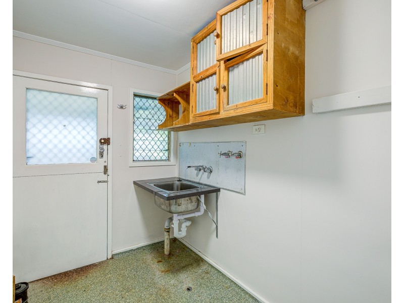 19 Palm Court, Kingston QLD 4114