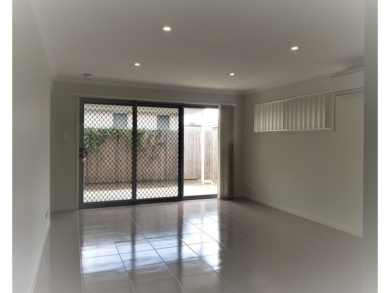 2/1 Tasker Street, Yarrabilba QLD 4207