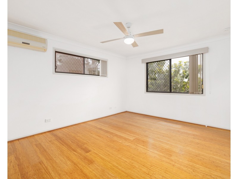 8 Diamond Place, Runcorn QLD 4113
