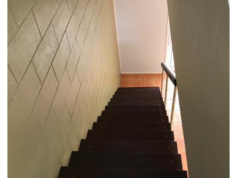 2/79 BAYVIEW STREET, Runaway Bay QLD 4216