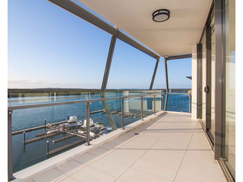 3302/4 Marina Promenade, Paradise Point QLD 4216