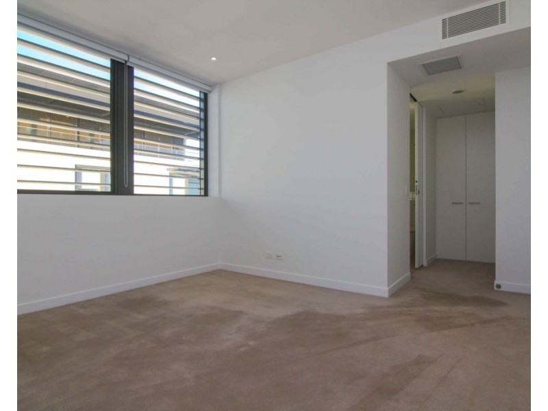3302/4 Marina Promenade, Paradise Point QLD 4216