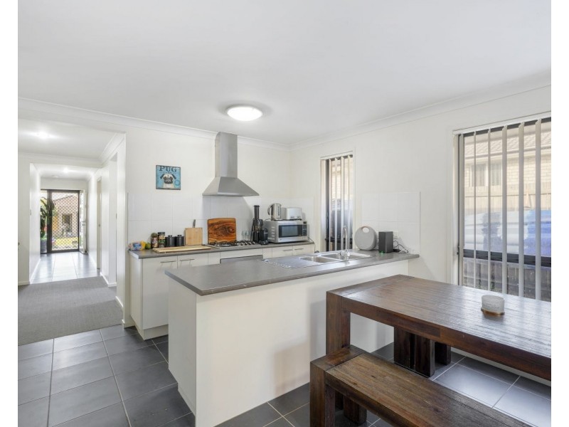 5 Olivia Close, Coomera QLD 4209
