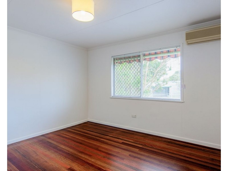 70 Tansey Street, Beenleigh QLD 4207