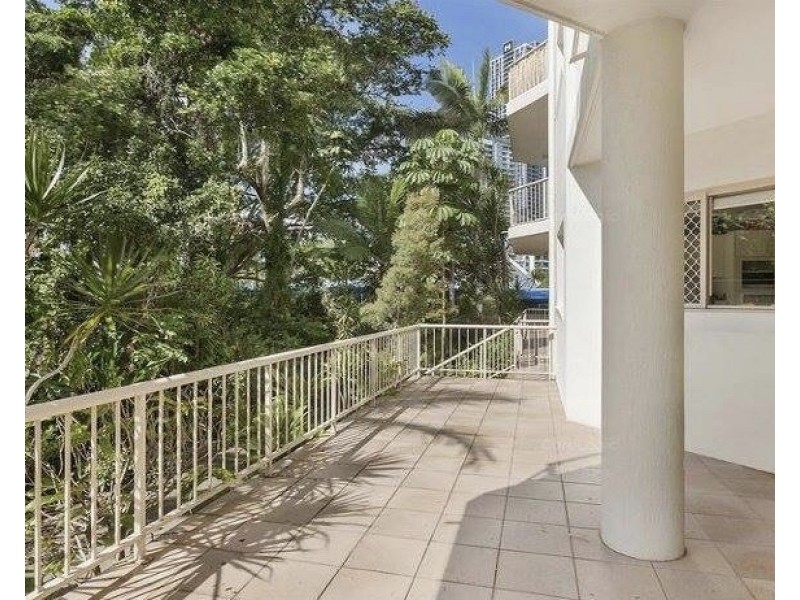 2/25 Lather St, Southport QLD 4215