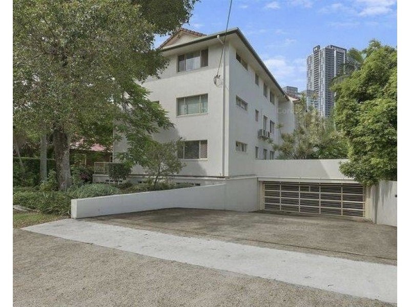 2/25 Lather St, Southport QLD 4215