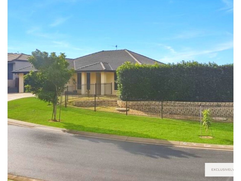 28 Diane Parade, Kallangur QLD 4503