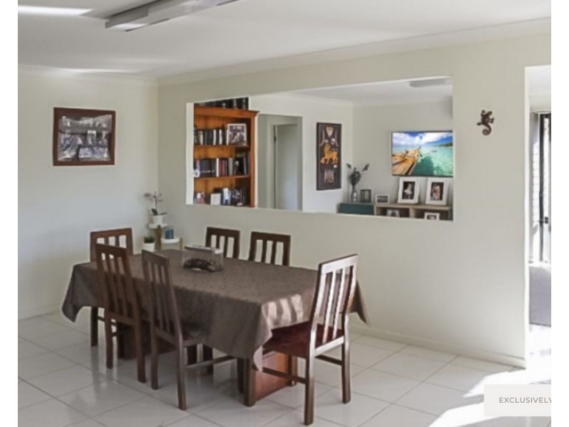 28 Diane Parade, Kallangur QLD 4503
