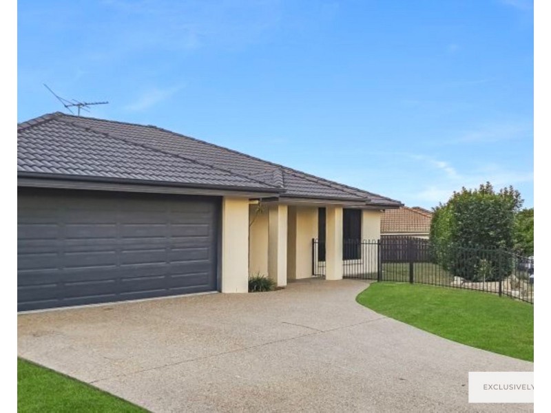 28 Diane Parade, Kallangur QLD 4503