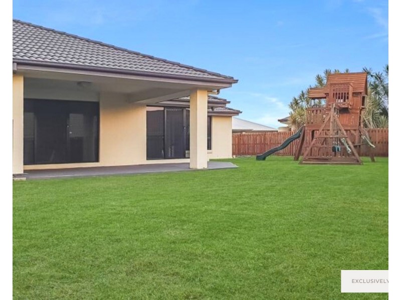 28 Diane Parade, Kallangur QLD 4503