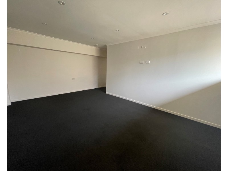 232 Bayview Street, Runaway Bay QLD 4216