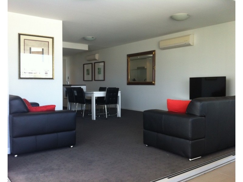 16/15 Walsh Street, Milton QLD 4064