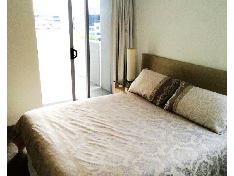 16/15 Walsh Street, Milton QLD 4064