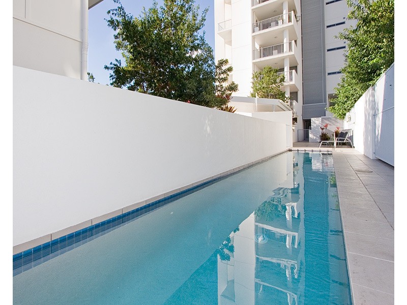 16/15 Walsh Street, Milton QLD 4064