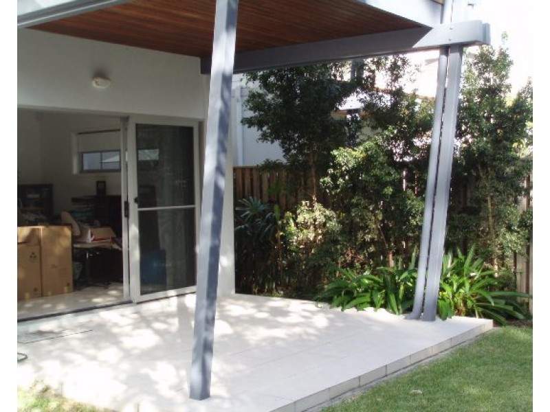 77/181 Lae Drive, Coombabah QLD 4216