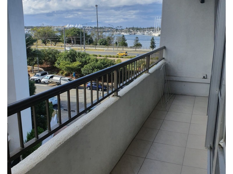 404/2 Barney Street, Southport QLD 4215