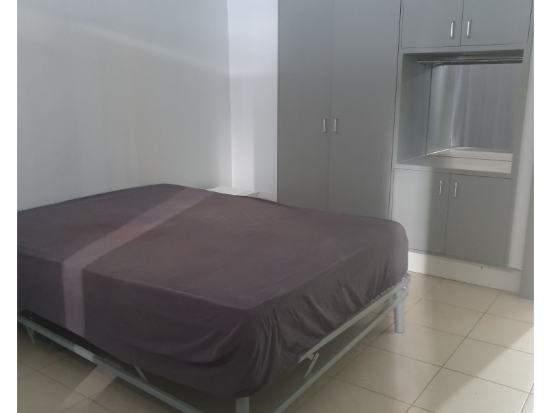 404/2 Barney Street, Southport QLD 4215