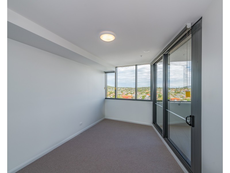 11807/300 Old Cleveland Road, Coorparoo QLD 4151