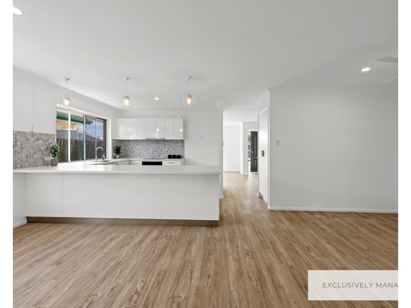 12 Blatchford Drive, Murrumba Downs QLD 4503