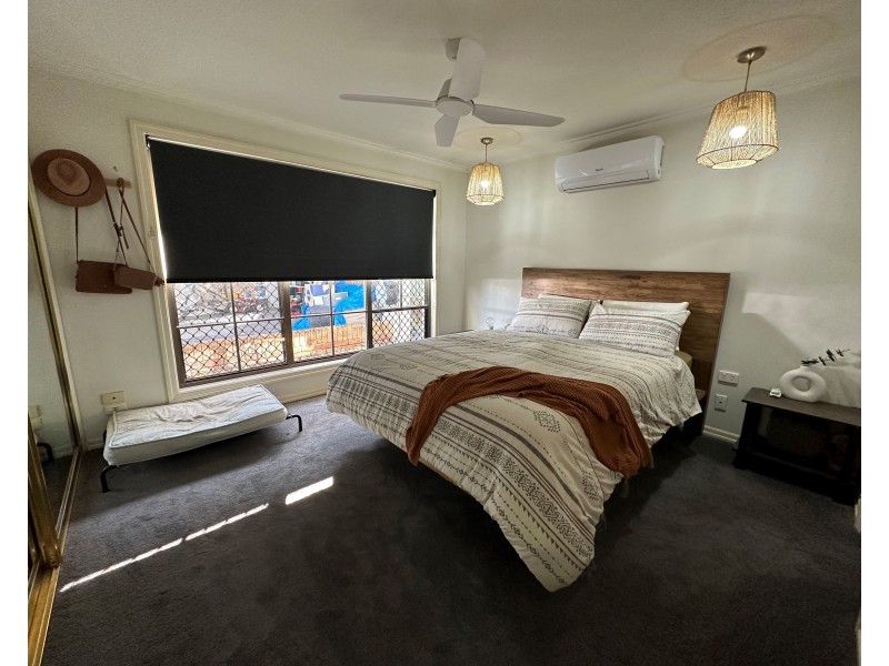 15 Wardoo Street, Southport QLD 4215