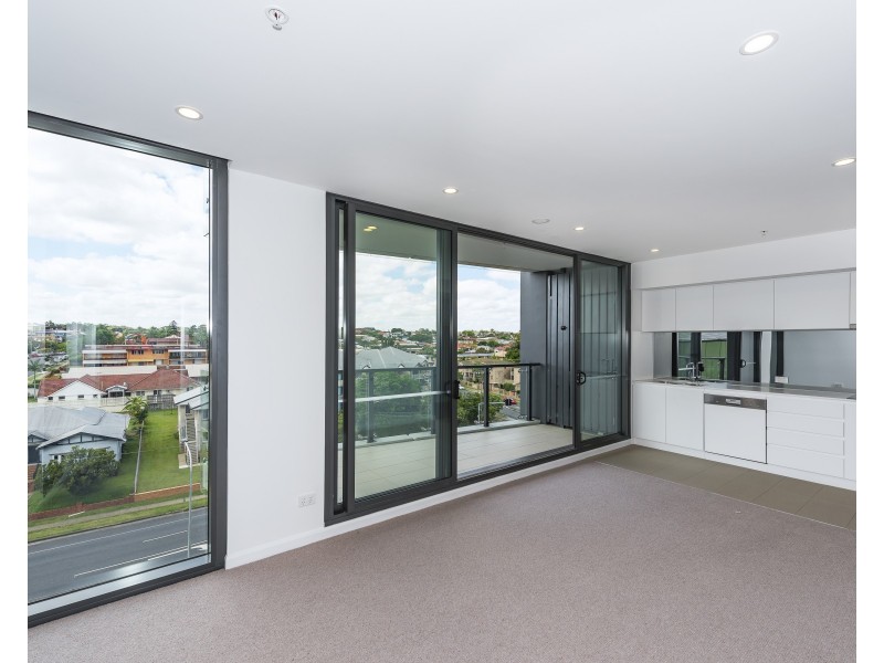 30505/300 OLD CLEVELAND ROAD, Coorparoo QLD 4151