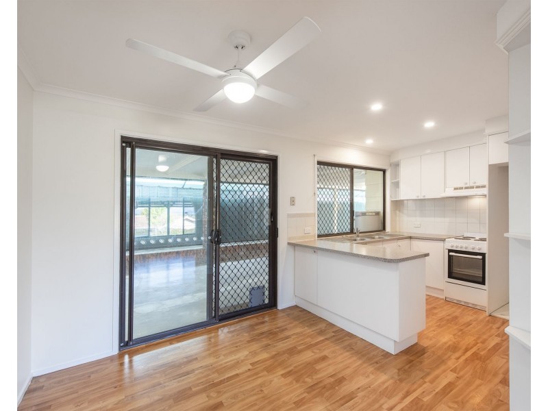 5 Dublin Drive, Eagleby QLD 4207