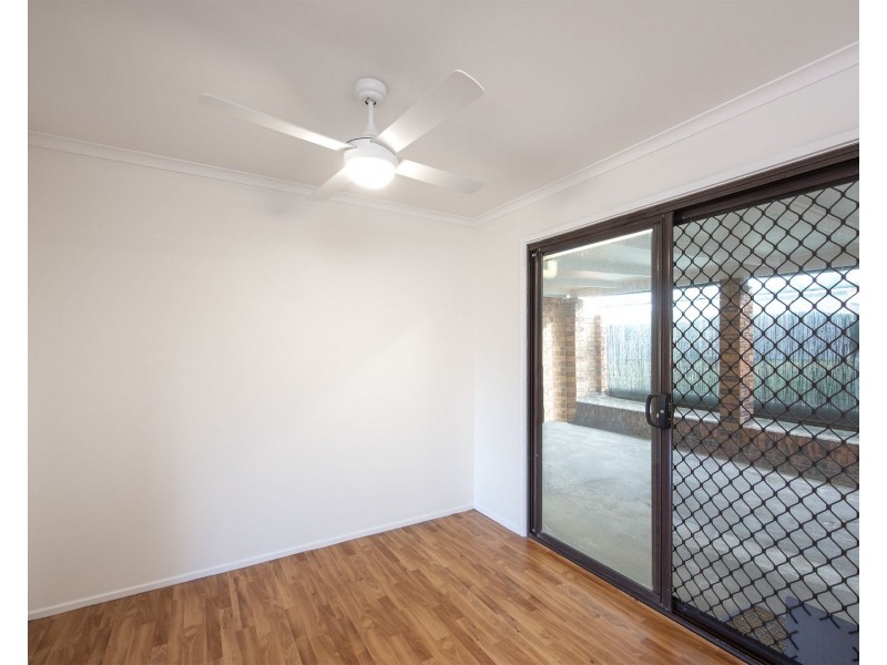 5 Dublin Drive, Eagleby QLD 4207