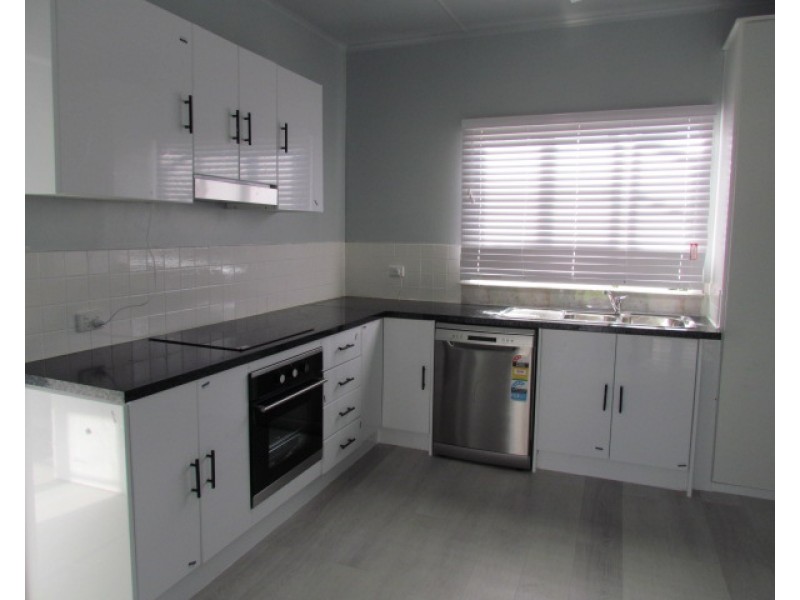 18 Spring Street, East Ipswich QLD 4305