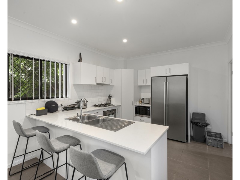 1/121 Bunya Road, Everton Hills QLD 4053