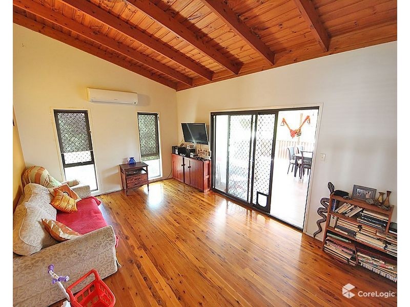 23 Chambery Road, Petrie QLD 4502