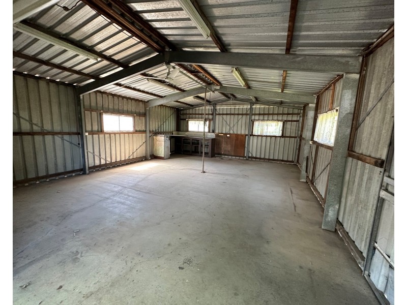 98 Eugaree Street, Southport QLD 4215