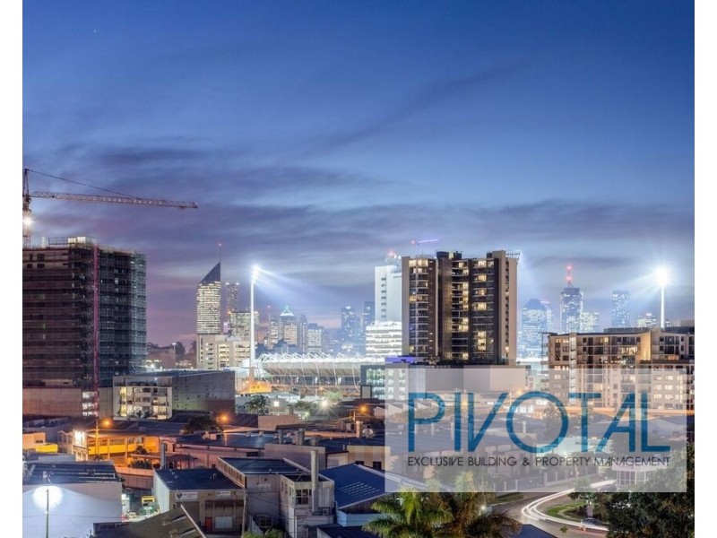 210/8 Holden Street, Woolloongabba QLD 4102