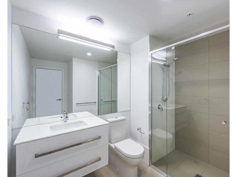 30604/300 Old Cleveland Road, Coorparoo QLD 4151