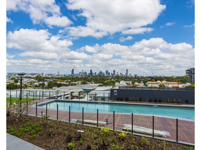 30604/300 Old Cleveland Road, Coorparoo QLD 4151