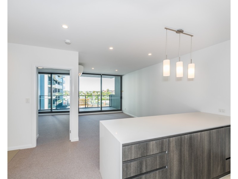 20410/300 Old Cleveland Road, Coorparoo QLD 4151