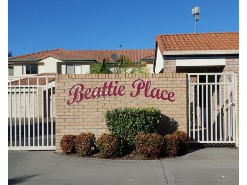 25 / 2 Bos Drive, Coomera QLD 4209