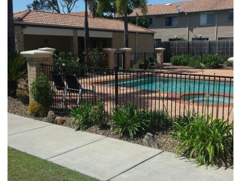 25 / 2 Bos Drive, Coomera QLD 4209