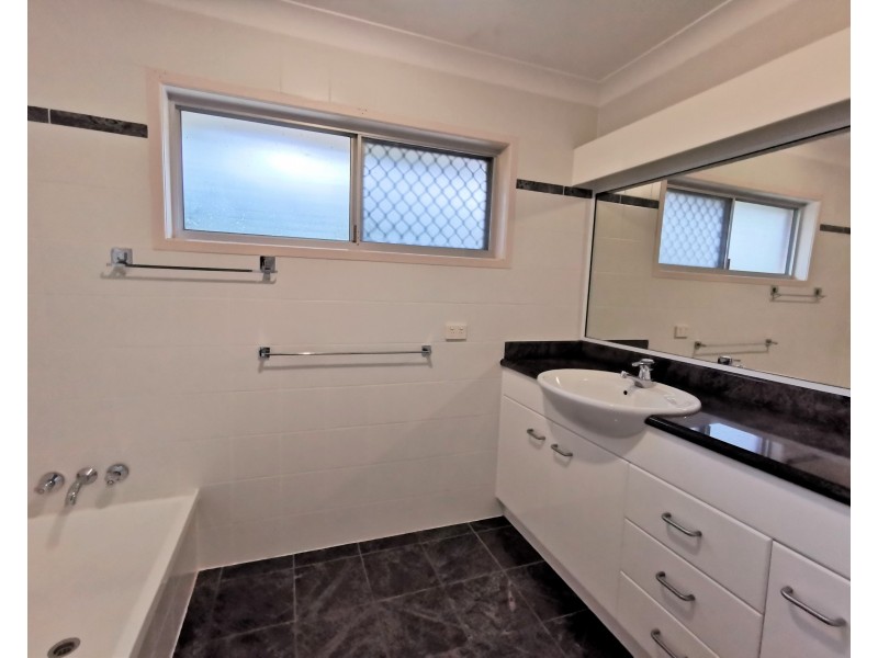 17 Beira, Aspley QLD 4034